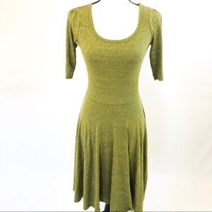 LuLaRoe Nicole green dress